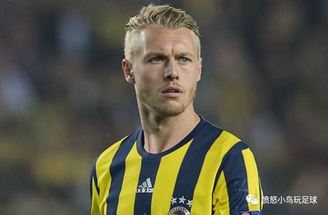 切尔滕斯阿姆遭遇逆袭,降级压力不减 切尔滕斯阿姆遭遇逆袭,降级压力不减