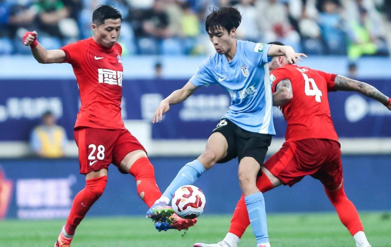 大连人队终结连败，豪取三分