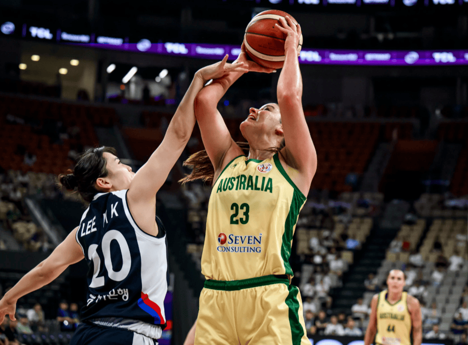 韩国女篮击败加拿大，成功闯入奥运四强